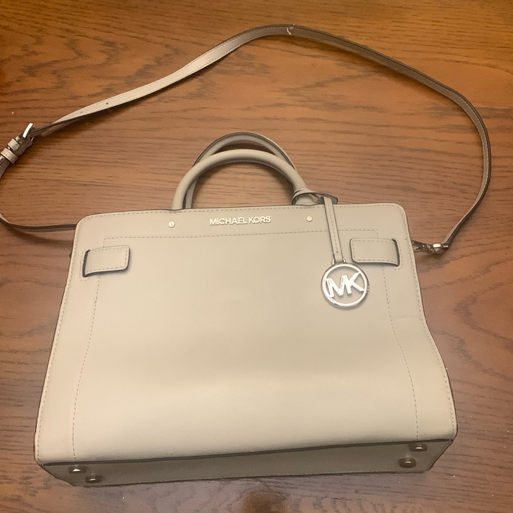 Michael Kors Dillon Medium Satchel handbag new